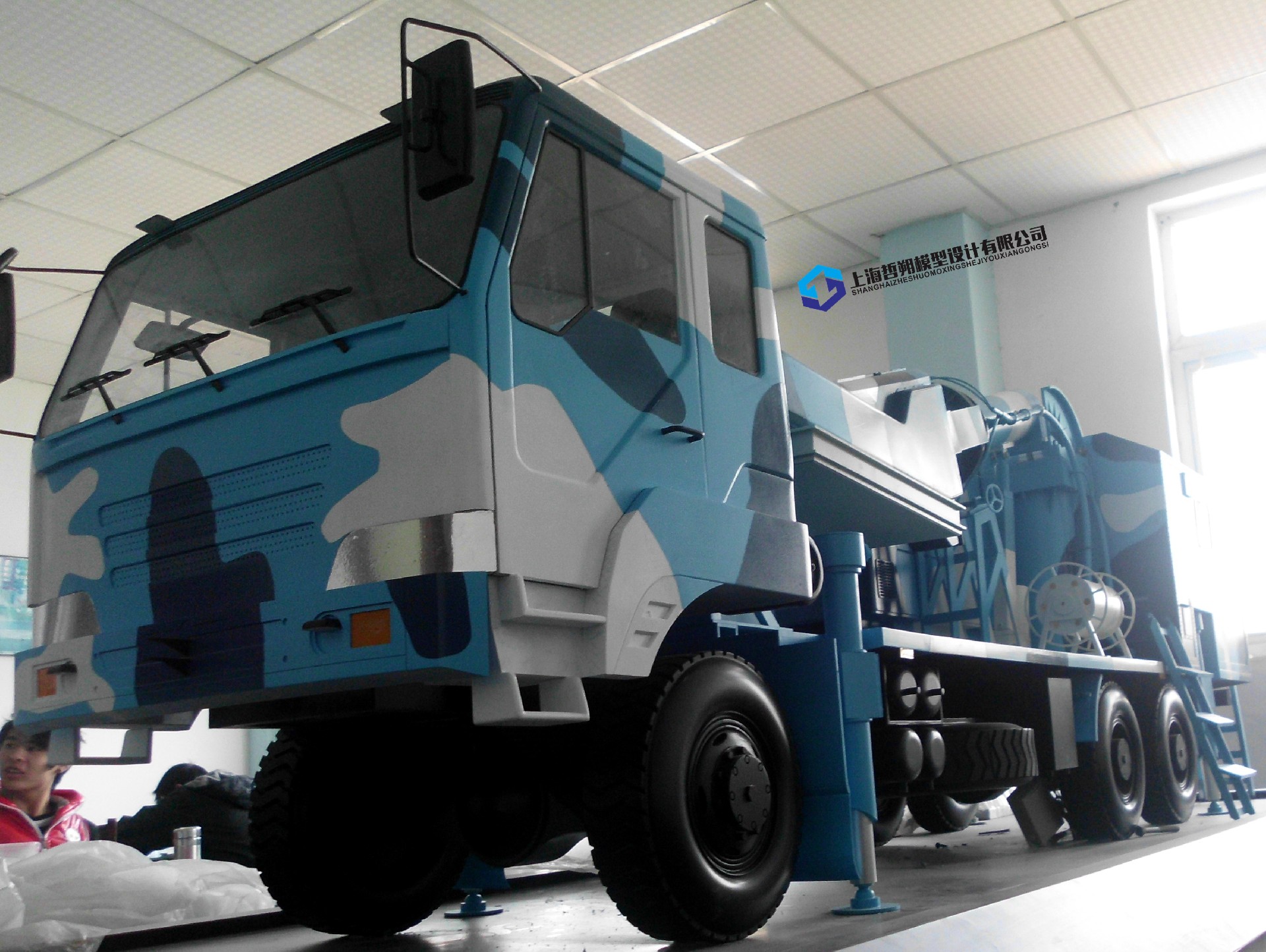 雷達(dá)軍車(chē)2.jpg